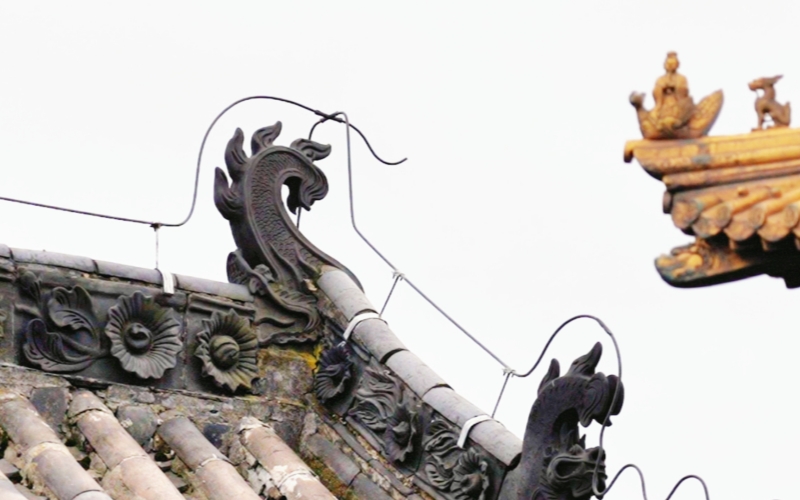 房顶的“鸱吻”。