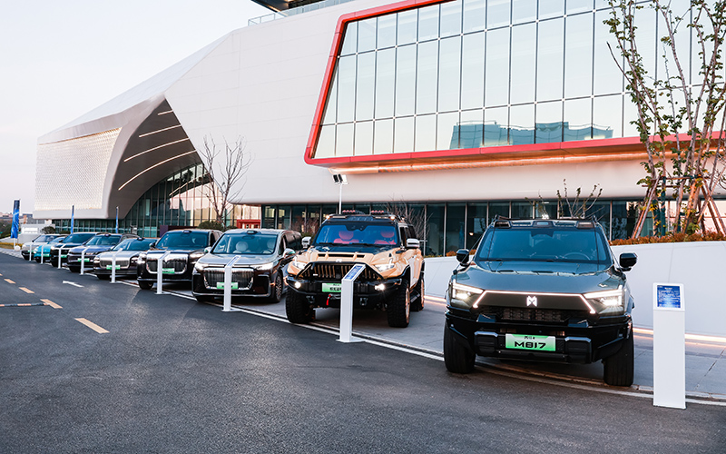 东风汽车“新”产品矩阵不断丰富。