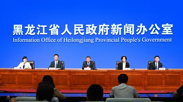 发布会现场。李巍摄