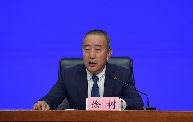 黑龙江省人力资源和社会保障厅二级巡视员徐树。纪勇摄