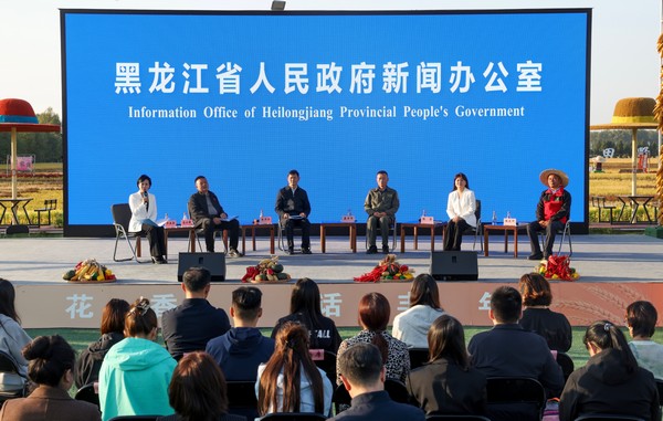 发布会现场。石启立摄